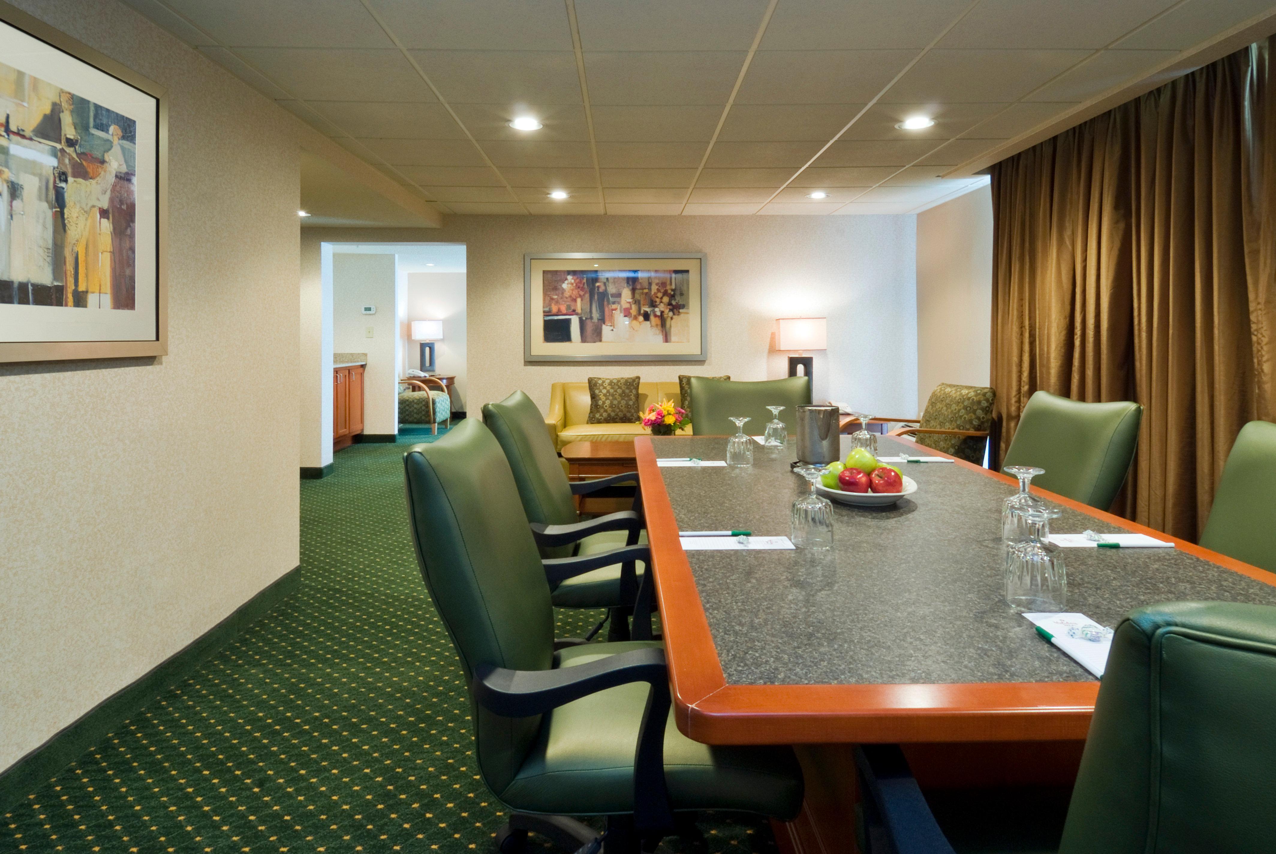 Holiday Inn Cincinnati-Eastgate By Ihg Ngoại thất bức ảnh